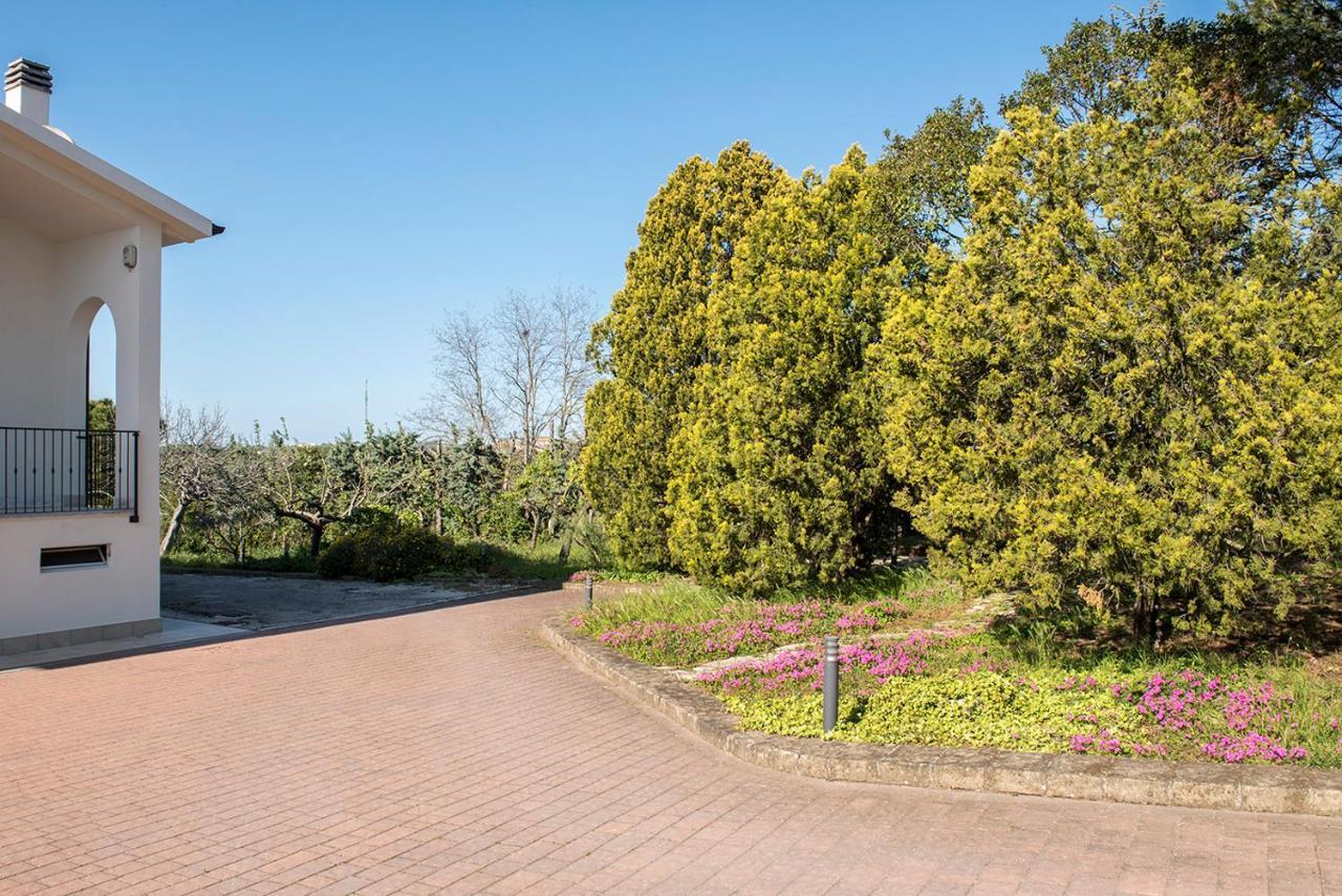 A11 - Varano, Delizioso Trilocale Con Giardino Ancona Eksteriør billede